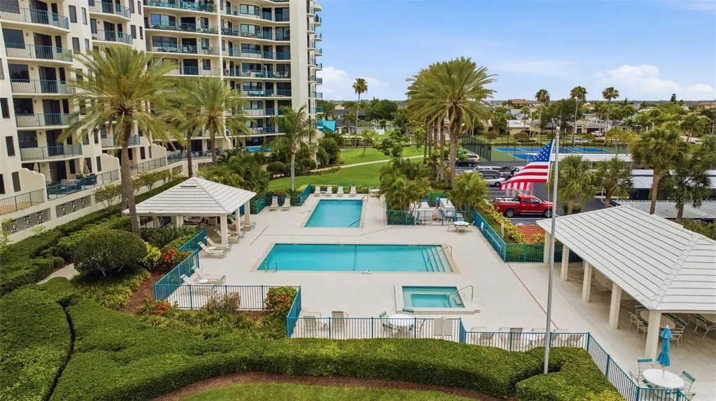670 Island Way Clearwater Beach FL 33767