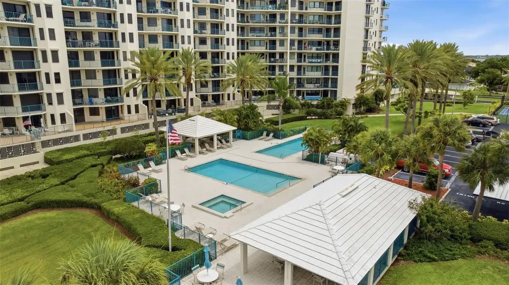 670 Island Way Clearwater Beach FL 33767
