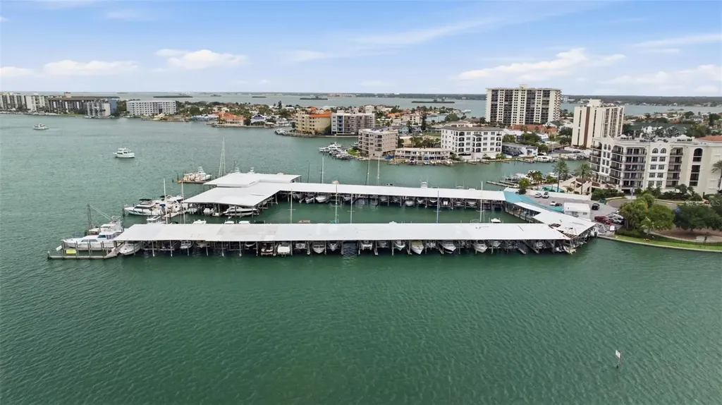 670 Island Way Clearwater Beach FL 33767