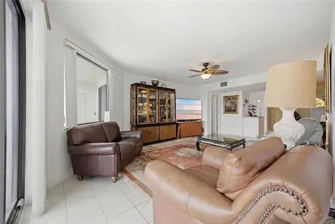 670 Island Way Clearwater Beach FL 33767