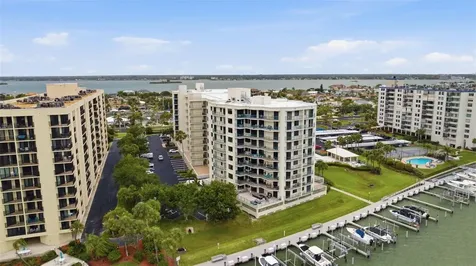 670 Island Way Clearwater Beach FL 33767