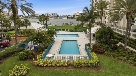 670 Island Way Clearwater Beach FL 33767