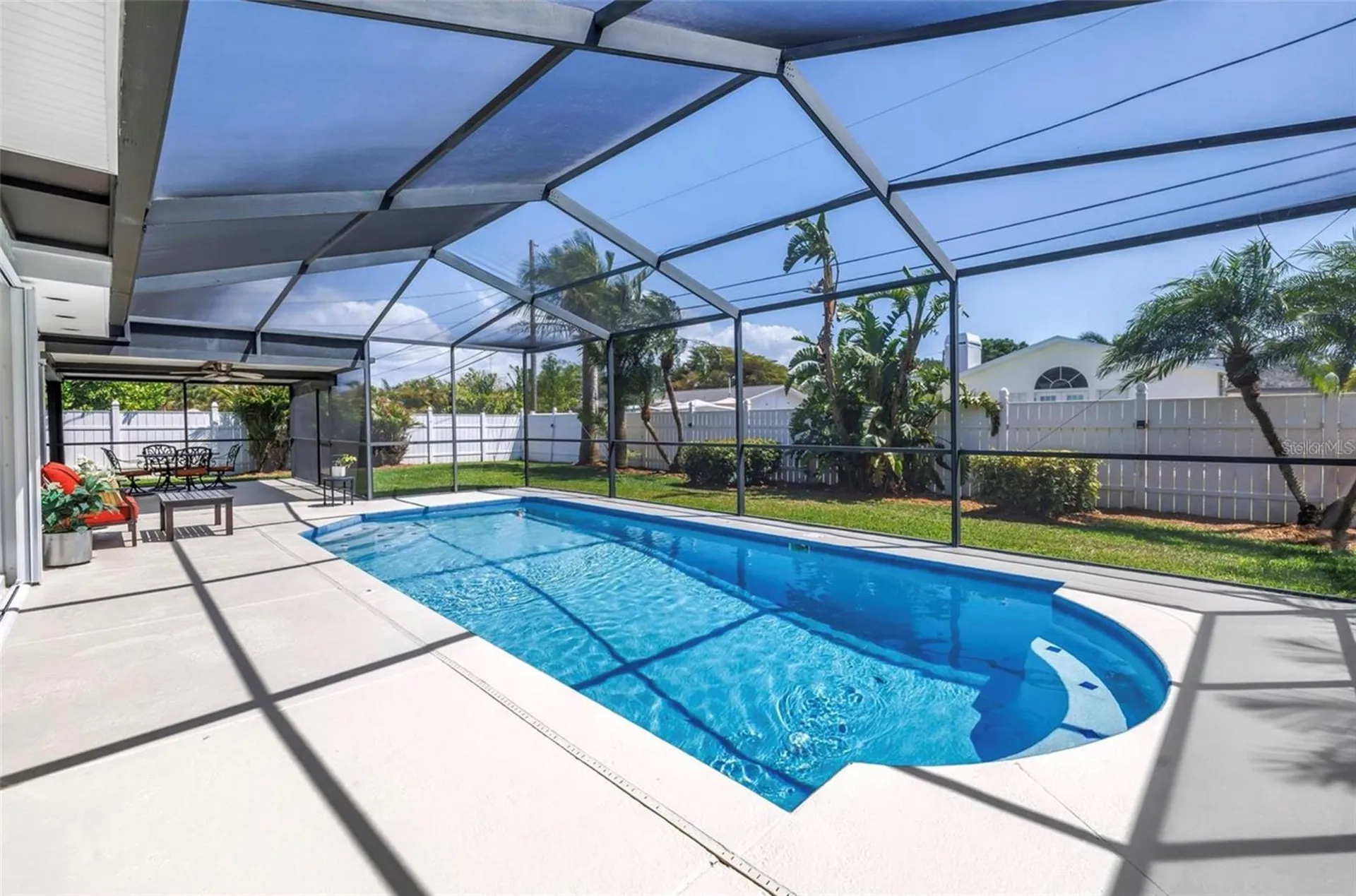 742 45th Avenue NE St Petersburg FL 33703