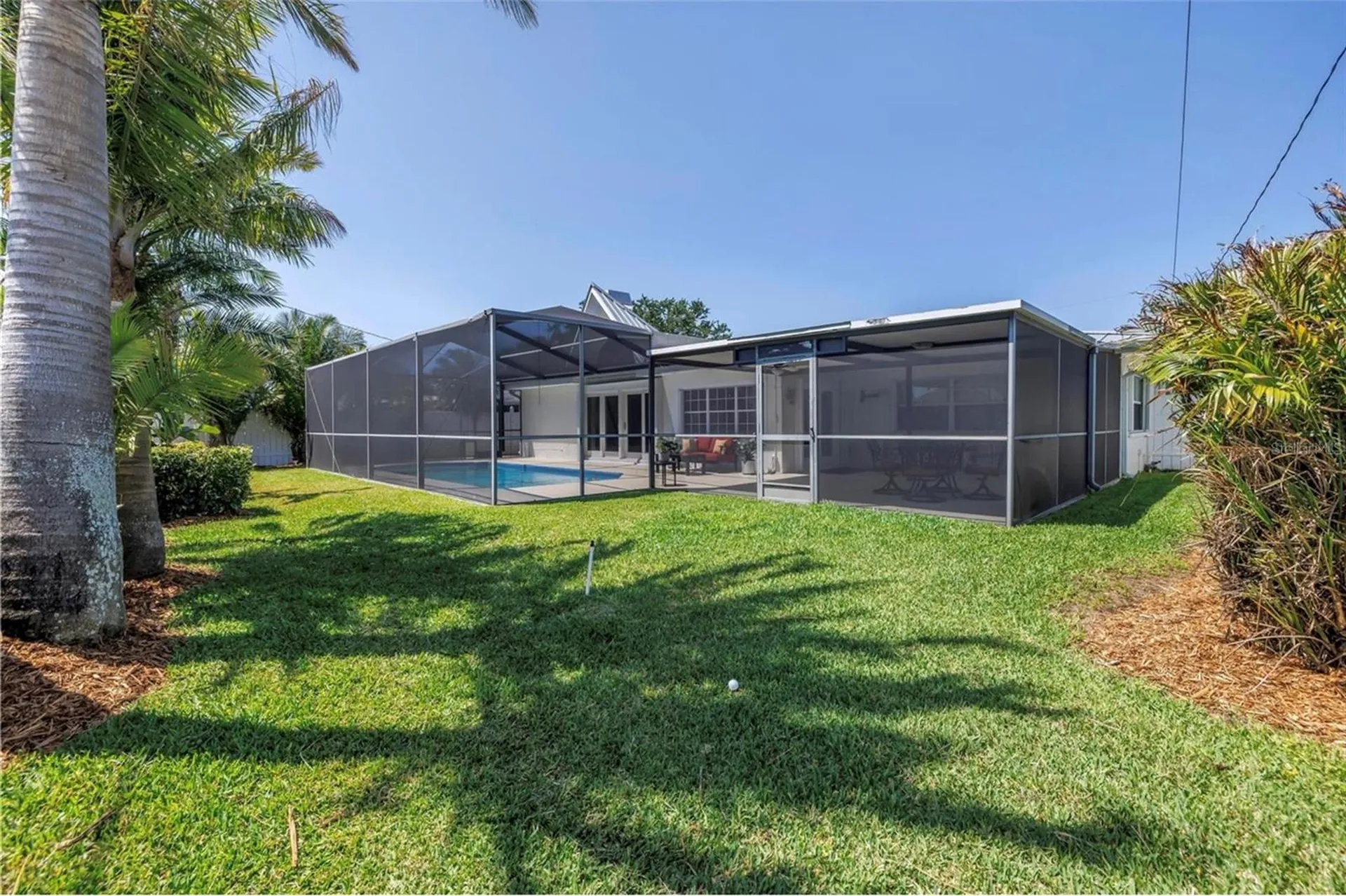 742 45th Avenue NE St Petersburg FL 33703