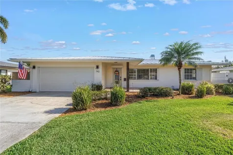 742 45th Avenue NE St Petersburg FL 33703