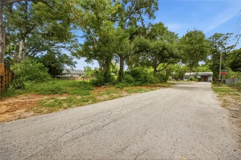 6612 N 9th Street Tampa FL 33604
