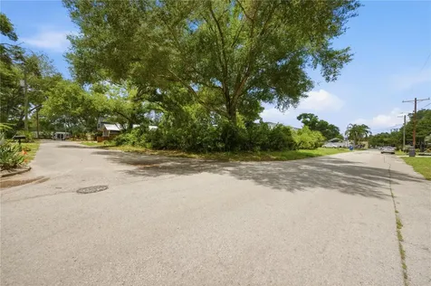 6612 N 9th Street Tampa FL 33604