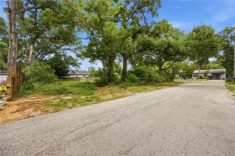6612 N 9th Street Tampa FL 33604