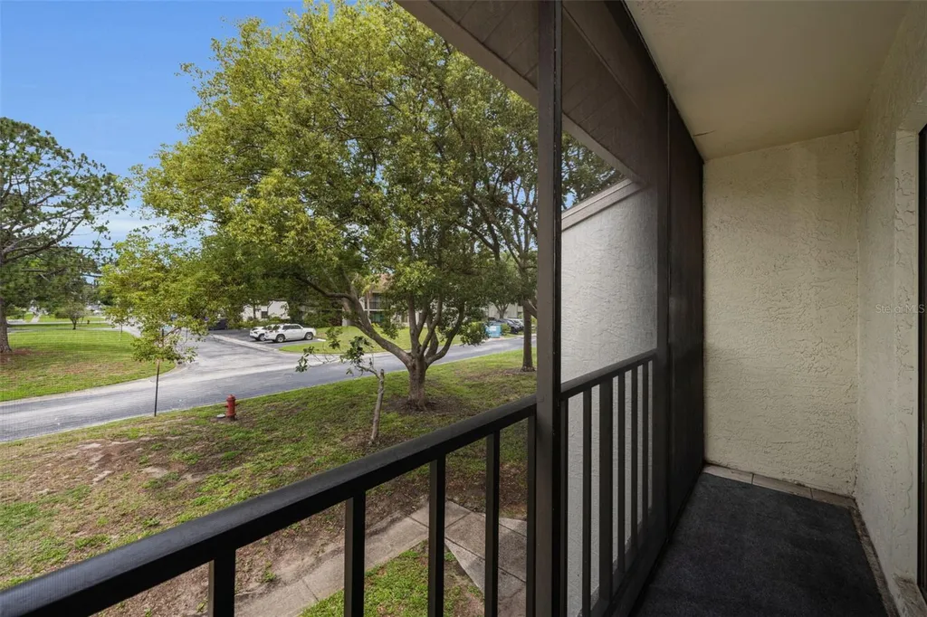 2687 Pine Ridge Way S Palm Harbor FL 34684