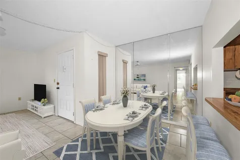 2687 Pine Ridge Way S Palm Harbor FL 34684