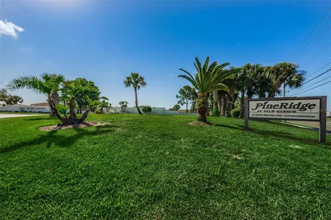 2687 Pine Ridge Way S Palm Harbor FL 34684