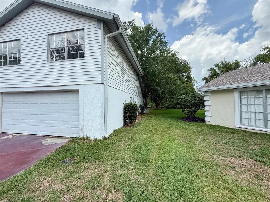 8018 Wildflower Row Hudson FL 34667