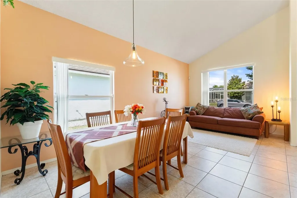 653 Jaybee Avenue Davenport FL 33897