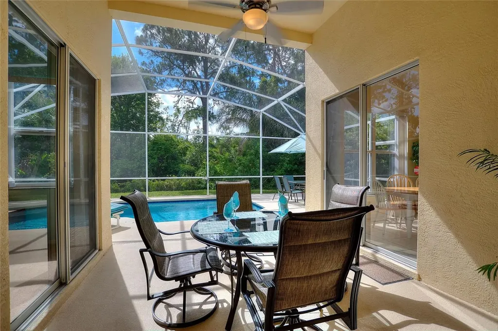 653 Jaybee Avenue Davenport FL 33897