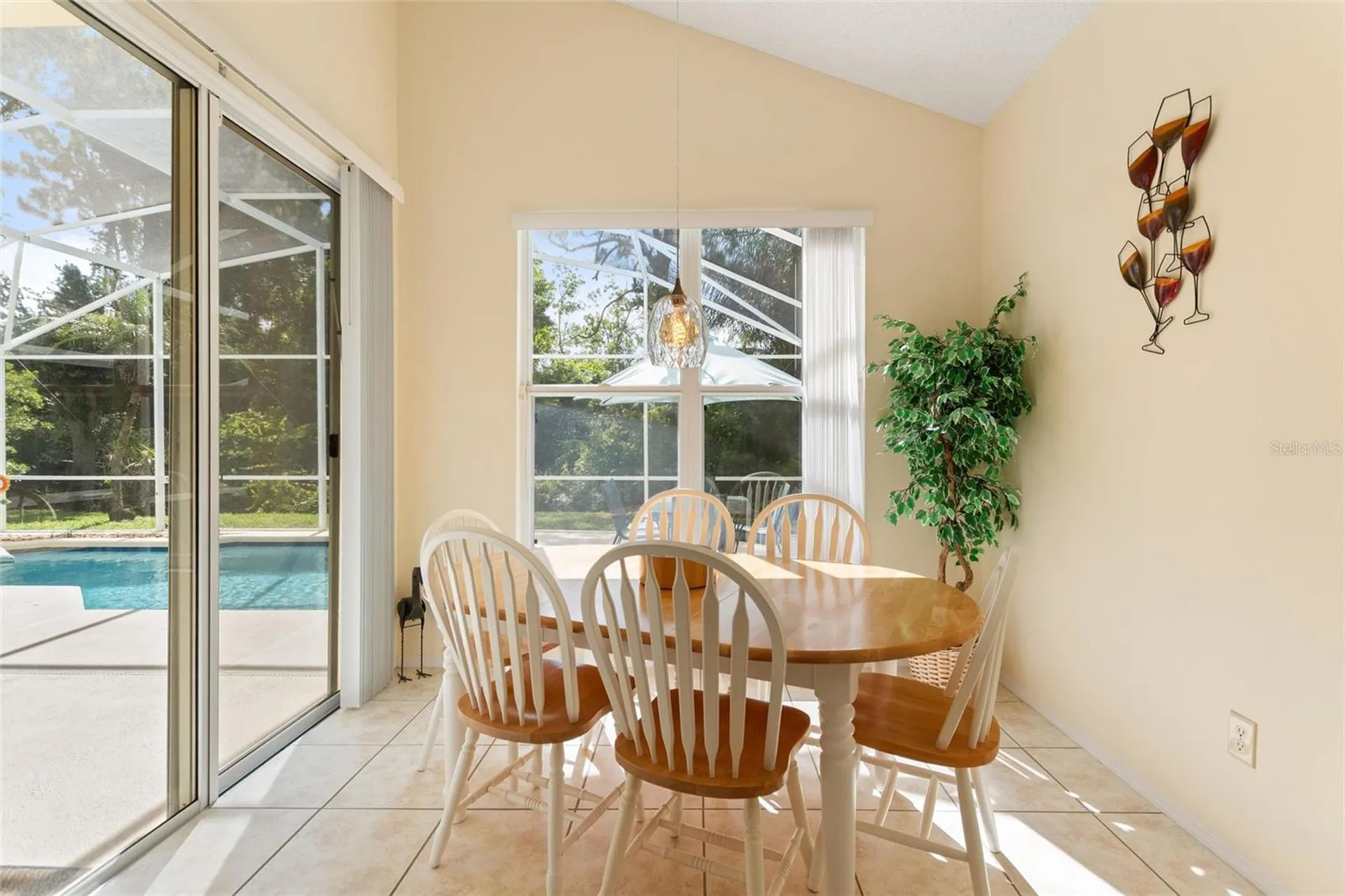 653 Jaybee Avenue Davenport FL 33897