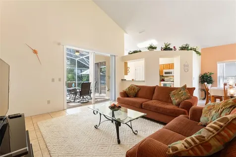 653 Jaybee Avenue Davenport FL 33897