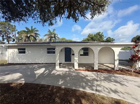 2890 53RD Street N St Petersburg FL 33710