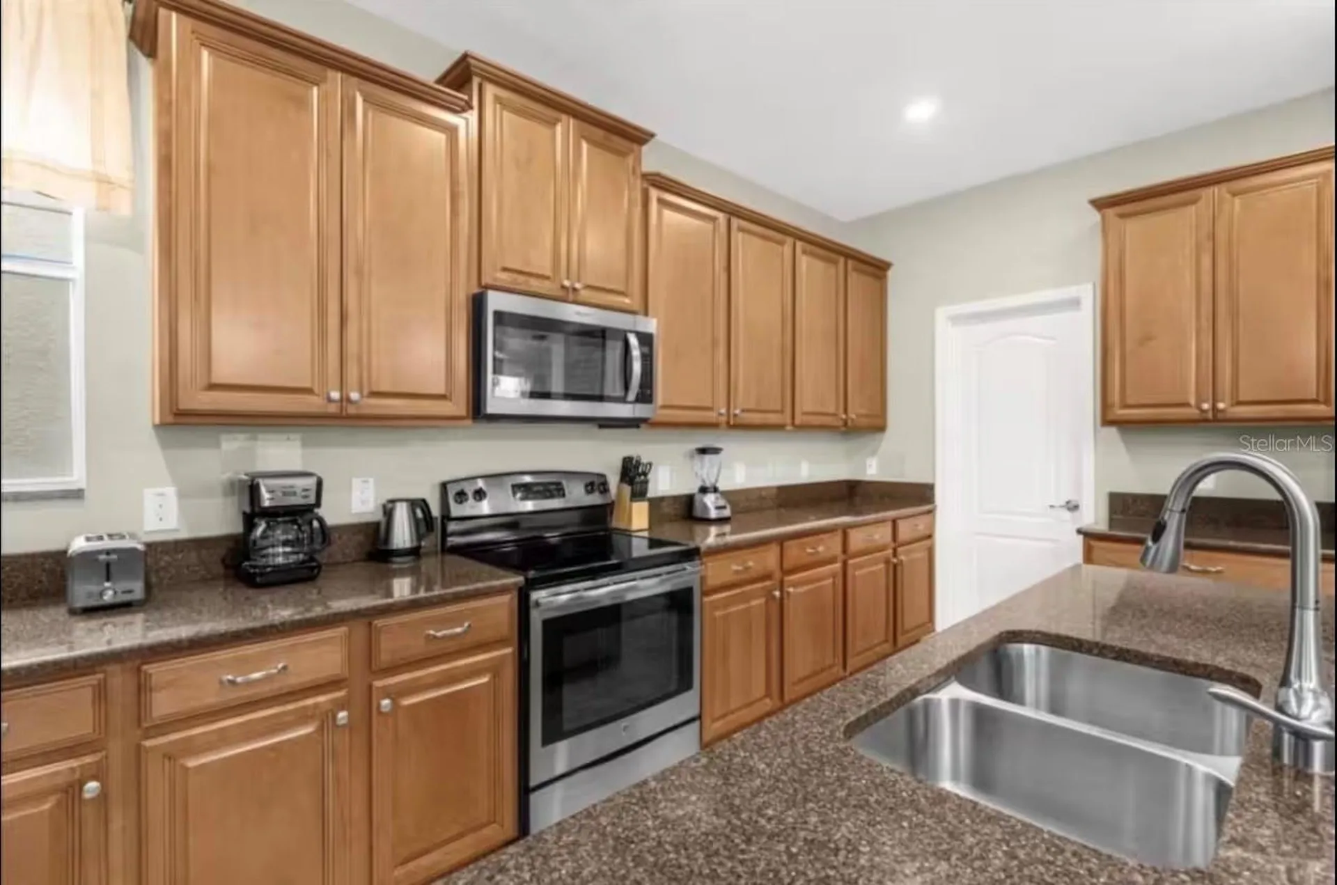 2989 Banana Palm Drive Kissimmee FL 34747
