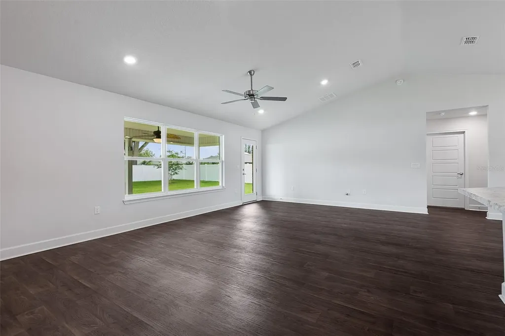 8 Persimmon Drive Palm Coast FL 32164