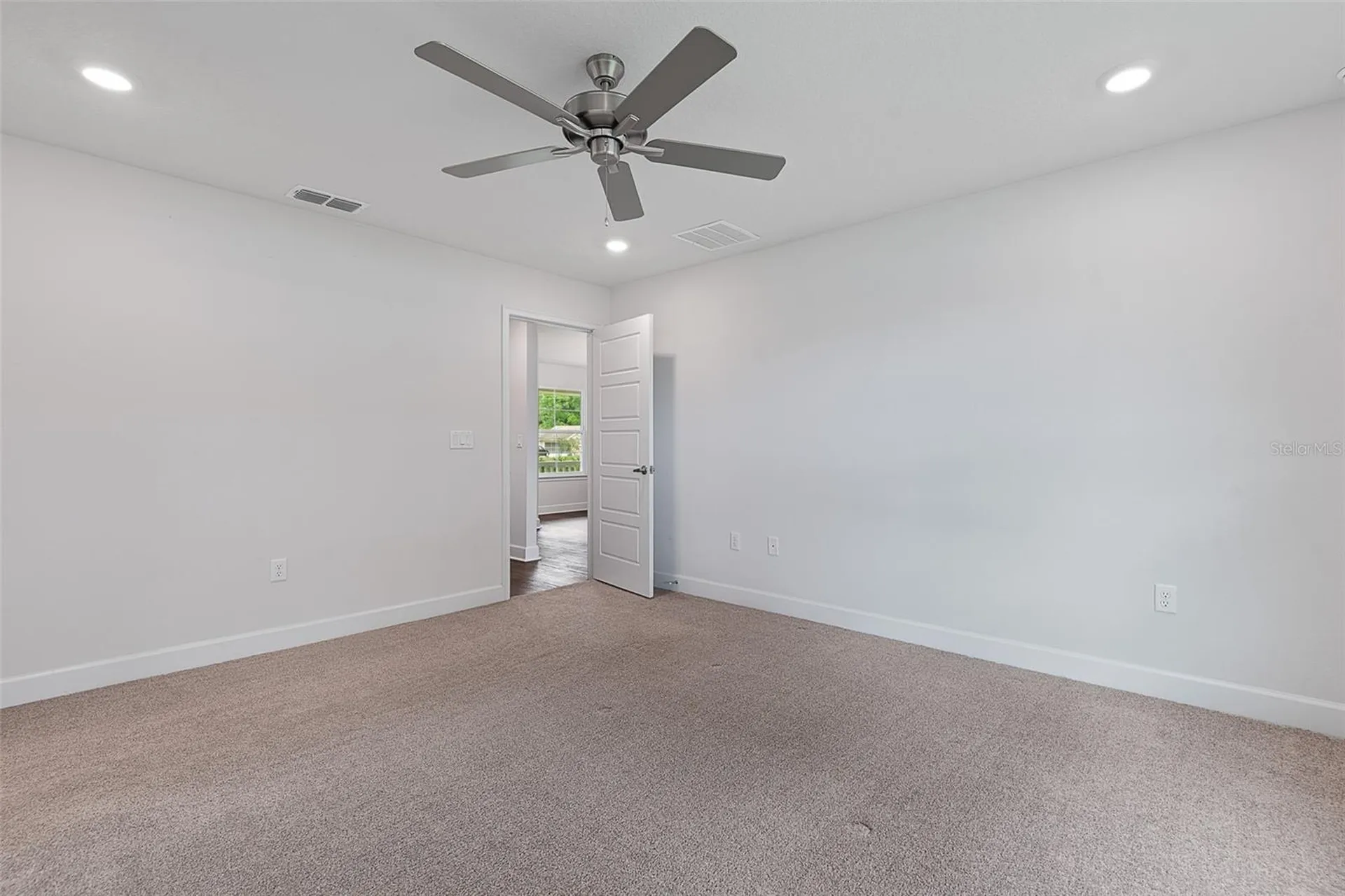 8 Persimmon Drive Palm Coast FL 32164