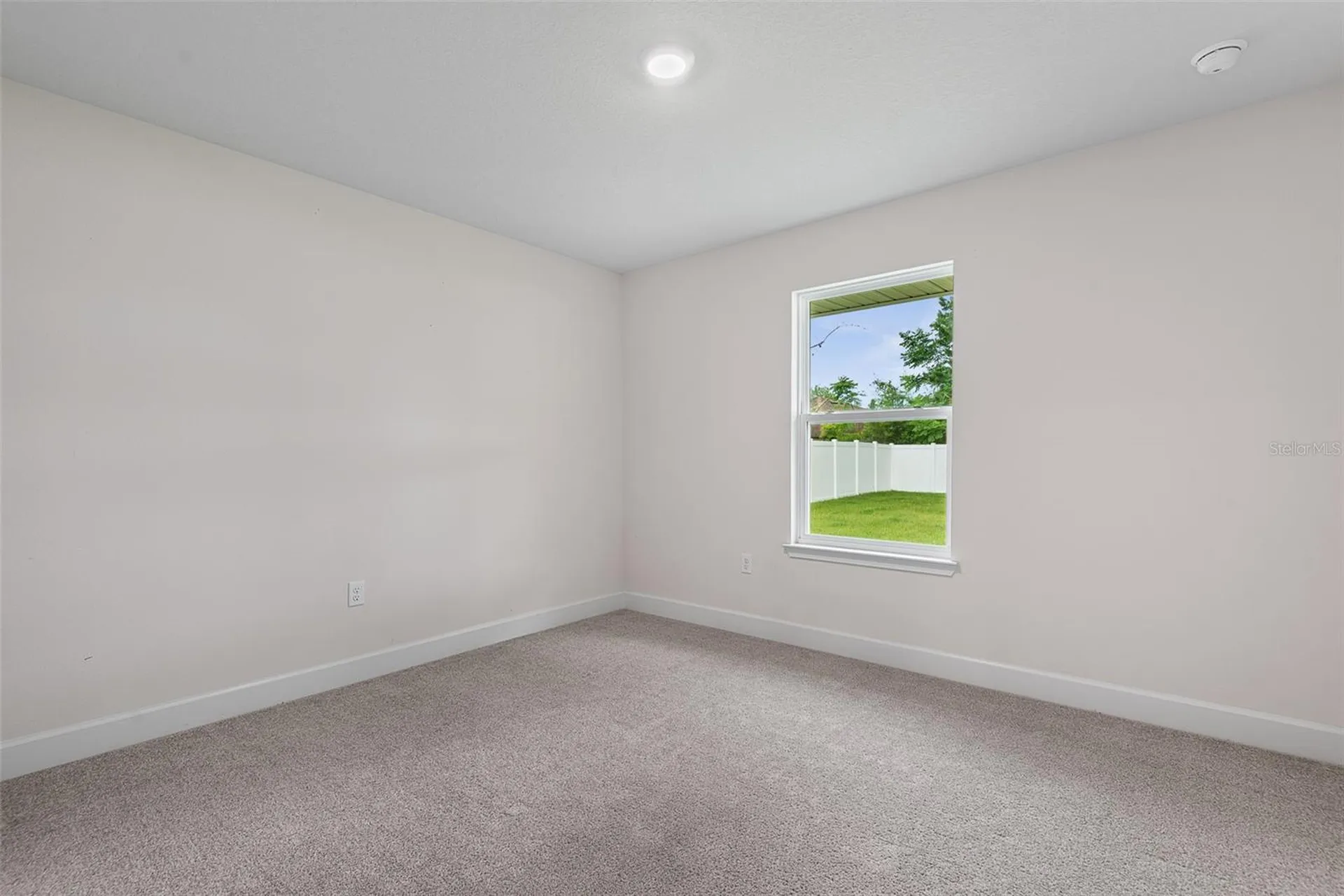 8 Persimmon Drive Palm Coast FL 32164