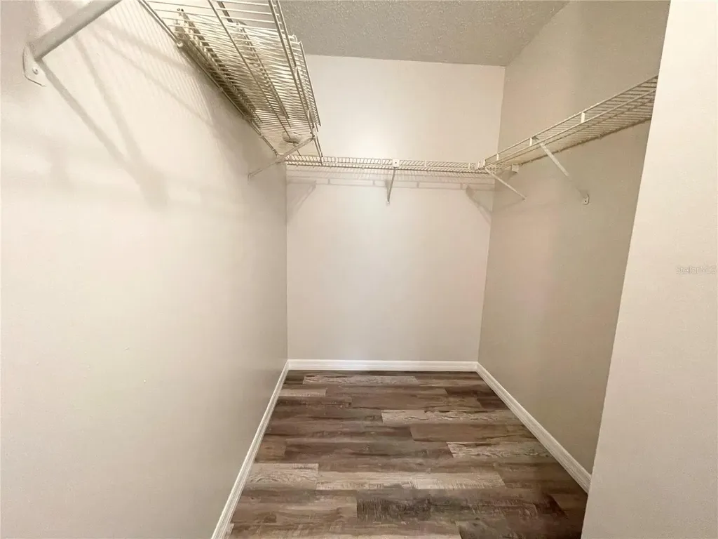 1182 Pine Ridge Circle W Tarpon Springs FL 34688