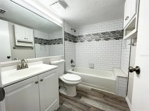 1182 Pine Ridge Circle W Tarpon Springs FL 34688