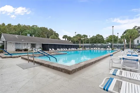 1182 Pine Ridge Circle W Tarpon Springs FL 34688