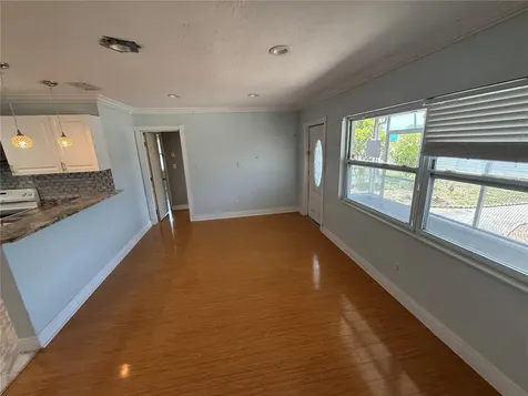 6535 16th Street N St Petersburg FL 33702