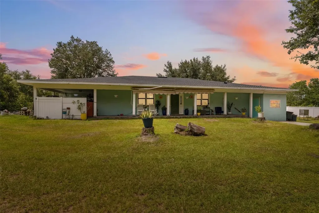 4527 Redcoat Drive Wesley Chapel FL 33543