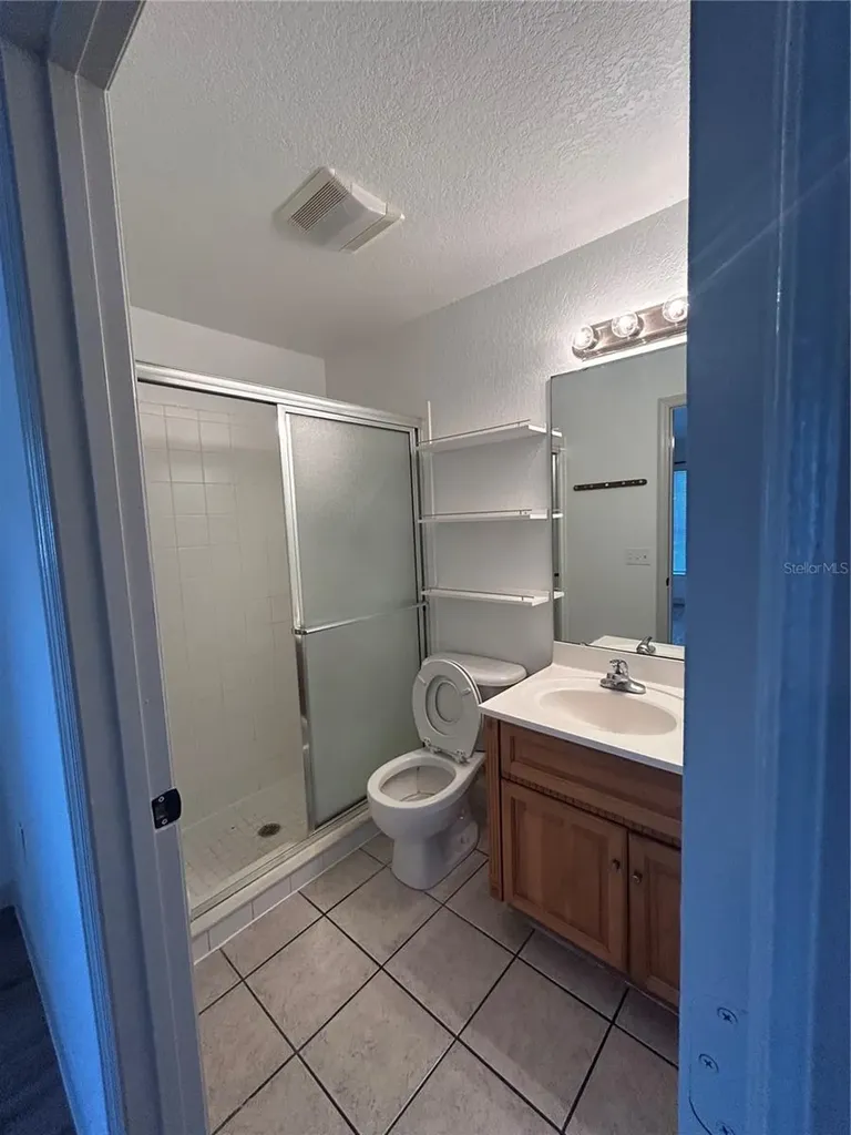 702 Lemon Avenue Dundee FL 33838