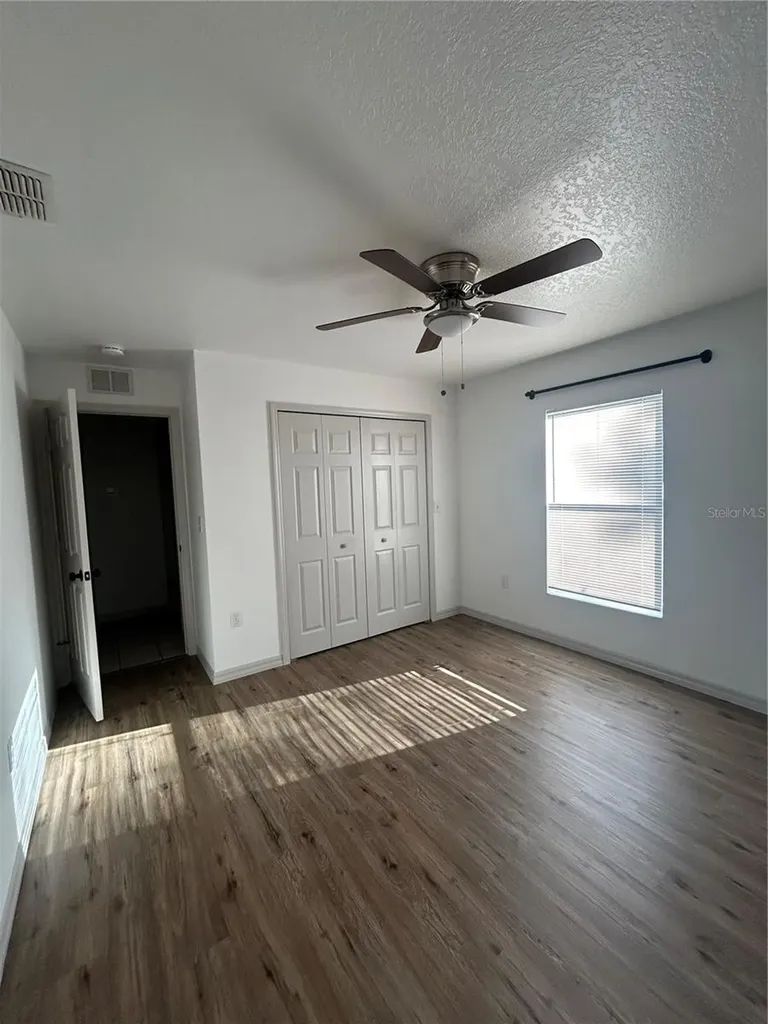 702 Lemon Avenue Dundee FL 33838