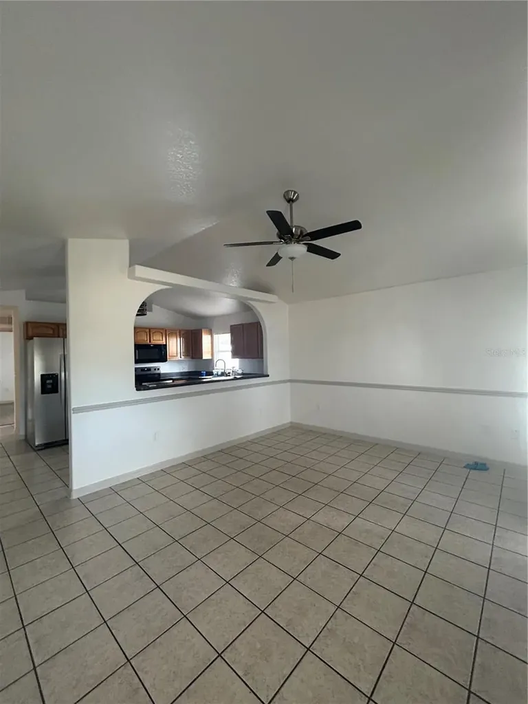 702 Lemon Avenue Dundee FL 33838
