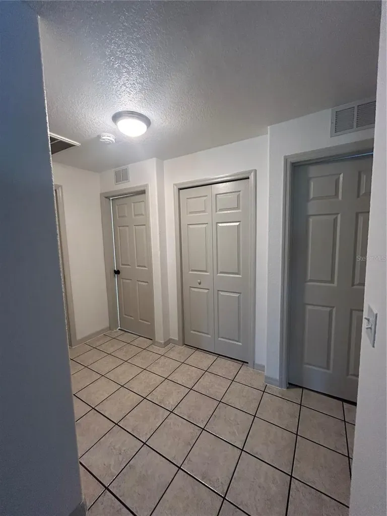 702 Lemon Avenue Dundee FL 33838
