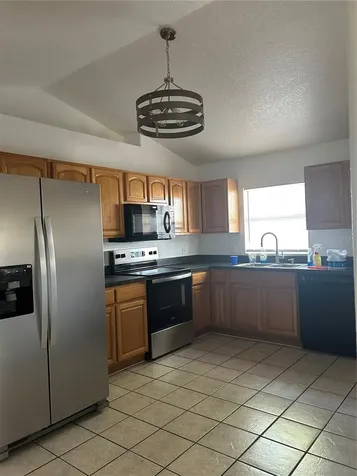 702 Lemon Avenue Dundee FL 33838