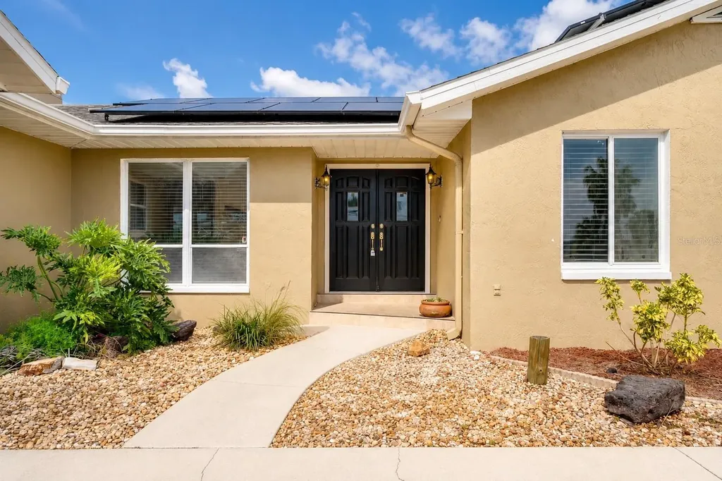 6530 Bimini Court Apollo Beach FL 33572