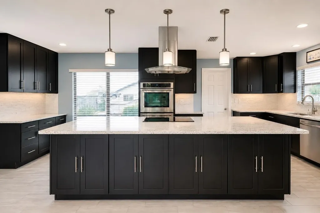 6530 Bimini Court Apollo Beach FL 33572