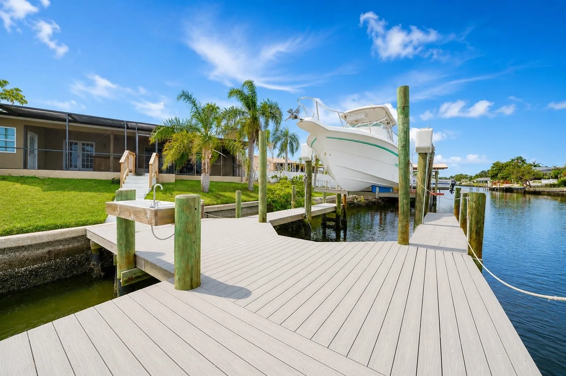6530 Bimini Court Apollo Beach FL 33572