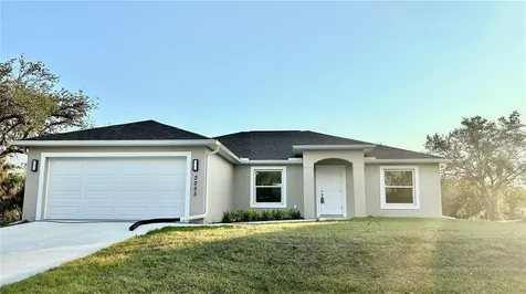 3255 Thurston Avenue North Port FL 34288