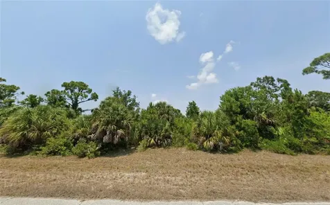 117 Normandy Way Rotonda West FL 33947