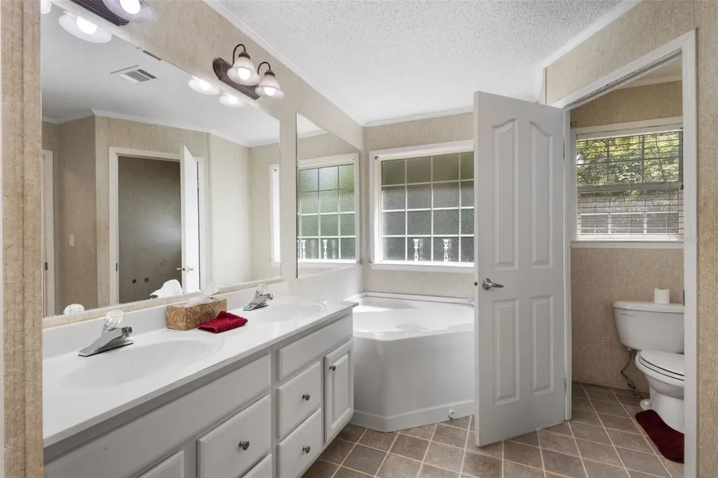 21390 NW 59th Avenue Micanopy FL 32667