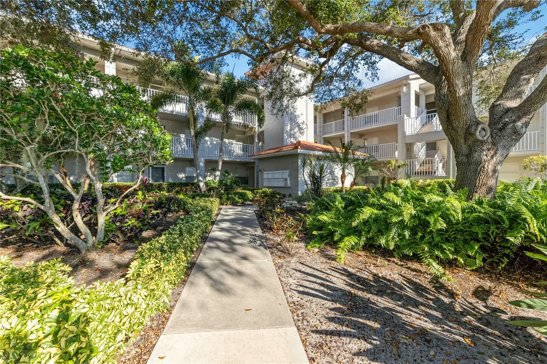 9300 Clubside Circle Sarasota FL 34238