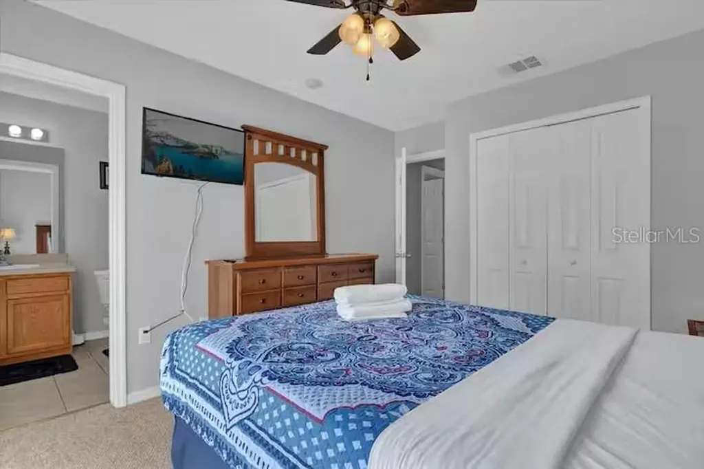 8515 Crystal Cove Loop Kissimmee FL 34747
