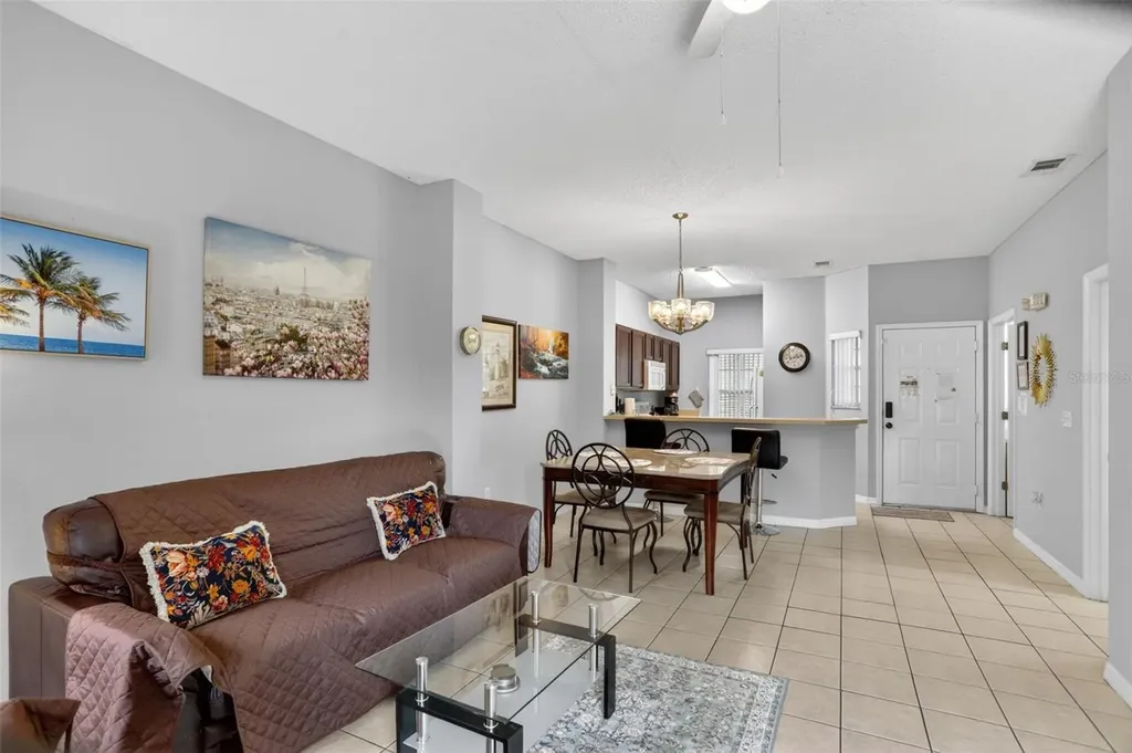 8515 Crystal Cove Loop Kissimmee FL 34747