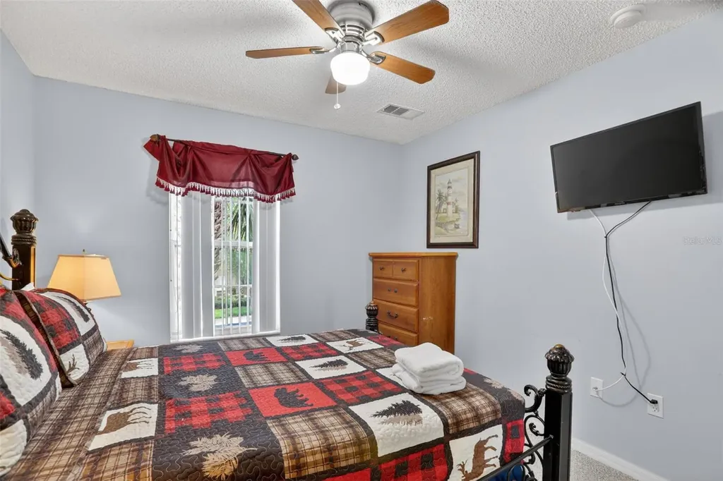8515 Crystal Cove Loop Kissimmee FL 34747