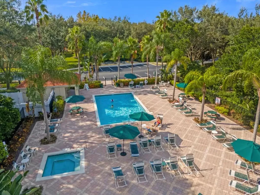 8515 Crystal Cove Loop Kissimmee FL 34747
