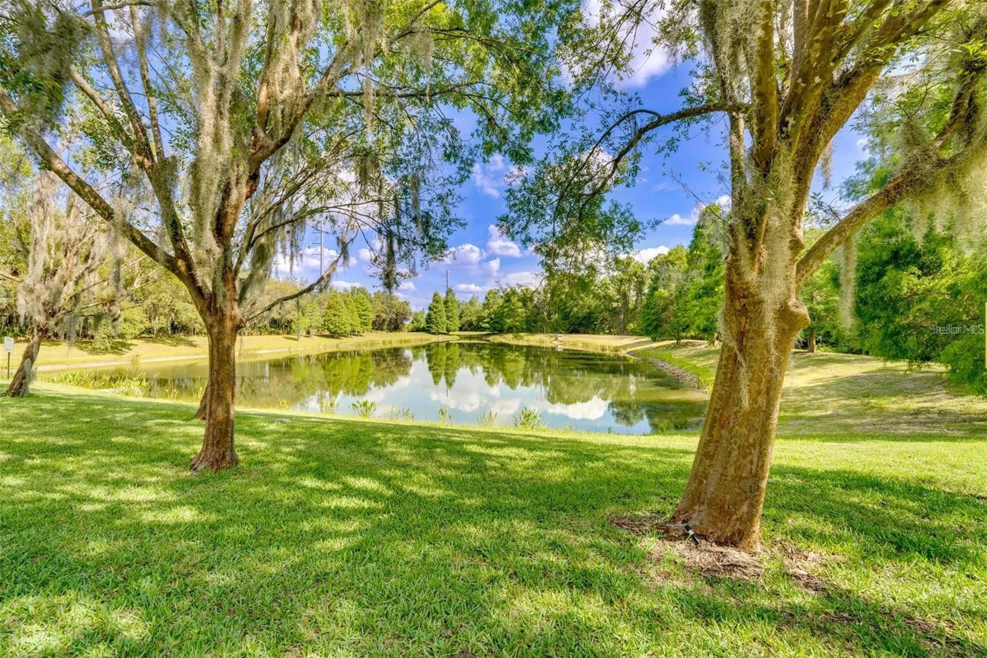 8515 Crystal Cove Loop Kissimmee FL 34747