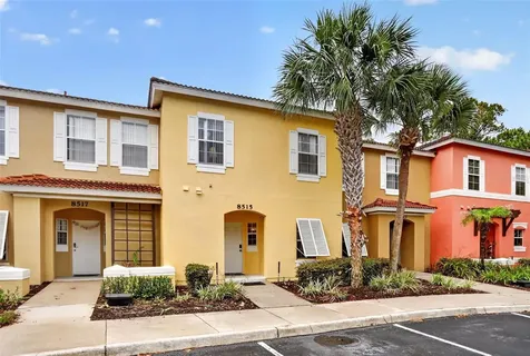 8515 Crystal Cove Loop Kissimmee FL 34747