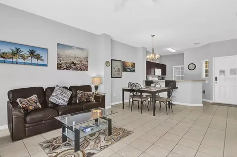 8515 Crystal Cove Loop Kissimmee FL 34747