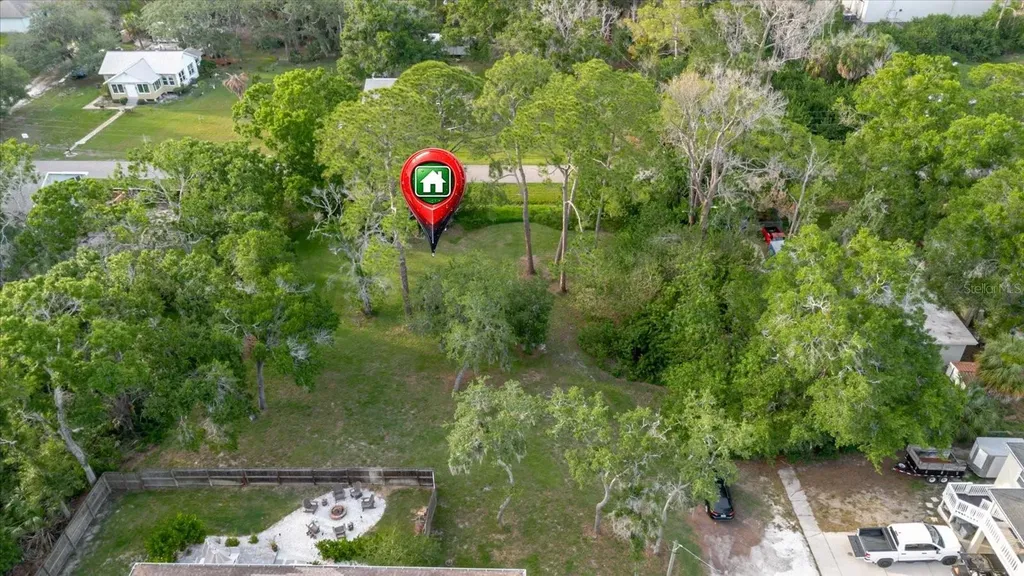 Highland Avenue Tarpon Springs FL 34689